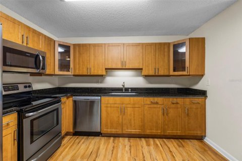 Condominio en venta en Tampa, Florida, 1 dormitorio, 79.52 m2 № 1742874 - foto 11