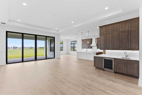 House in Port St. Lucie, Florida 3 bedrooms, 306.95 sq.m. № 2303688 - photo 8