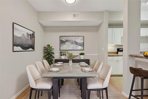 Copropriété à vendre à Orlando, Floride: 2 chambres, 99.68 m2 № 2389420 - photo 17