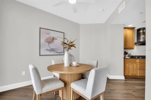 Copropriété à louer à Saint Petersburg, Floride: 3 chambres, 256.13 m2 № 2384246 - photo 12