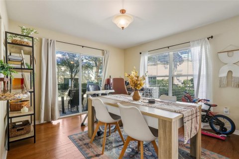 Touwnhouse à vendre à Riverview, Floride: 3 chambres, 130.81 m2 № 2203278 - photo 2
