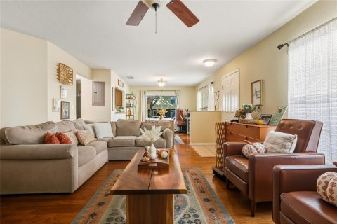 Touwnhouse à vendre à Riverview, Floride: 3 chambres, 130.81 m2 № 2203278 - photo 7