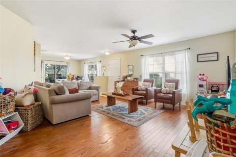 Touwnhouse à vendre à Riverview, Floride: 3 chambres, 130.81 m2 № 2203278 - photo 10