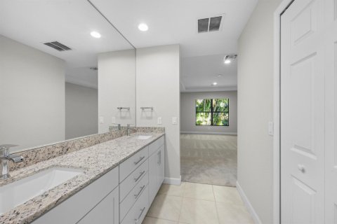 Villa ou maison à vendre à St. Lucie, Floride: 3 chambres, 162.86 m2 № 2082266 - photo 13