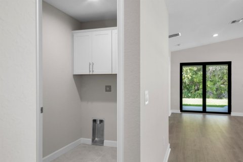 Villa ou maison à vendre à St. Lucie, Floride: 3 chambres, 162.86 m2 № 2082266 - photo 8