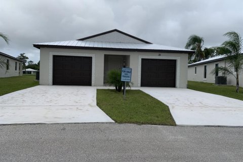 Villa ou maison à St. Lucie, Floride 3 chambres, 162.86 m2 № 2082266