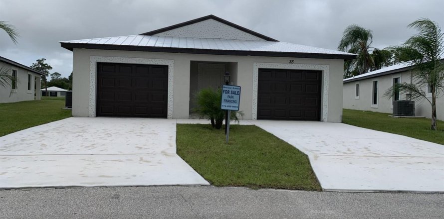 Villa ou maison à St. Lucie, Floride 3 chambres, 162.86 m2 № 2082266