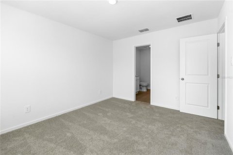 Townhouse in Davenport, Florida 3 bedrooms, 128.02 sq.m. № 2280599 - photo 13