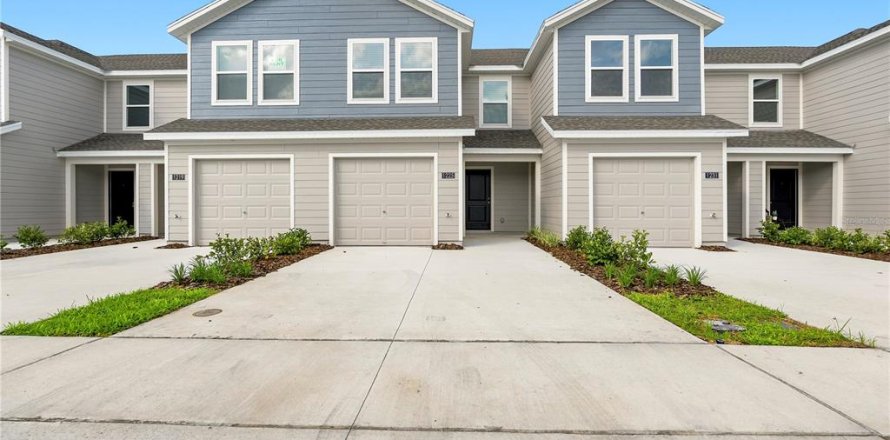 Townhouse in Davenport, Florida 3 bedrooms, 128.02 sq.m. № 2280599