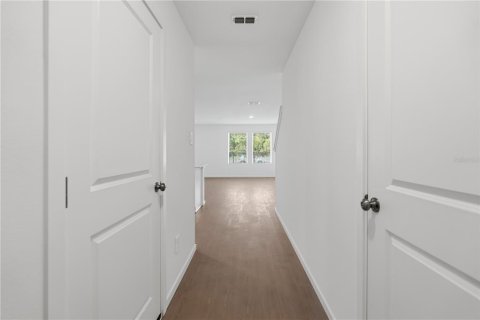 Townhouse in Davenport, Florida 3 bedrooms, 128.02 sq.m. № 2280599 - photo 6
