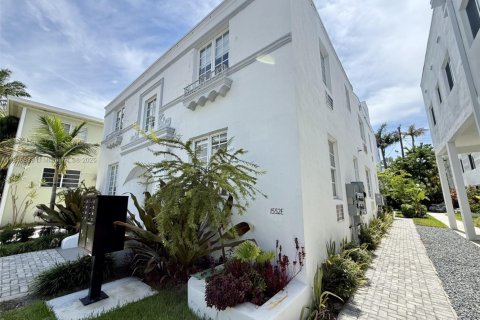 Appartement à louer à Miami Beach, Floride: 2 chambres, 77.67 m2 № 1850375 - photo 14