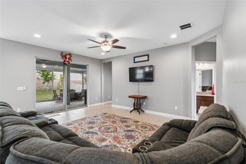 Villa ou maison à vendre à Minneola, Floride: 5 chambres, 304.07 m2 № 2117010 - photo 6