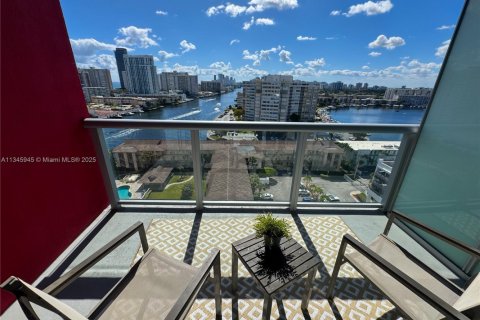 Купить кондоминиум в Халландейл-Бич, Флорида 2 спальни, 94.76м2, № 2018789 - фото 12