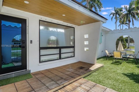 Casa en Hollywood, Florida 3 dormitorios № 1997071