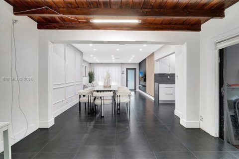 Casa en venta en Hollywood, Florida, 3 dormitorios № 1997071 - foto 18