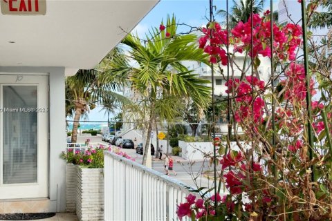 Copropriété à louer à Miami Beach, Floride: 37.16 m2 № 1889827 - photo 7