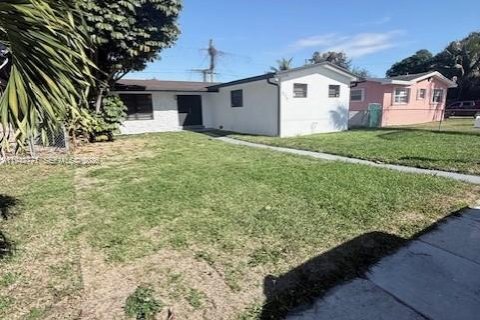 Villa ou maison à louer à North Miami Beach, Floride: 2 chambres, 111.3 m2 № 2000290 - photo 19