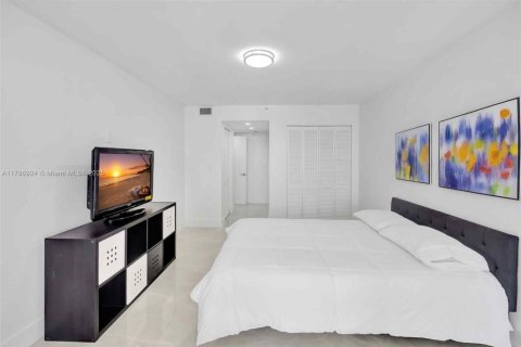 Copropriété à louer à Miami, Floride: 3 chambres, 169.73 m2 № 1937657 - photo 28