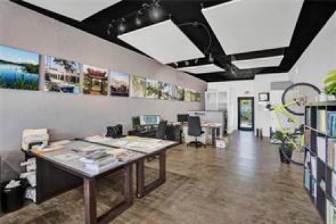 Commercial property in Fort Lauderdale, Florida № 2188487 - photo 7