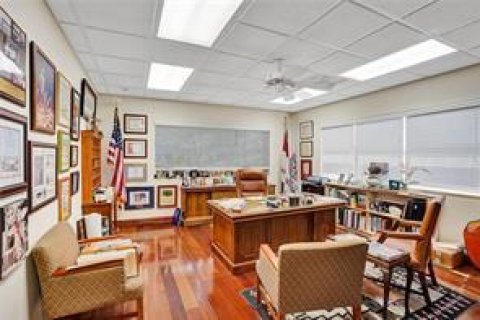 Commercial property in Fort Lauderdale, Florida № 2188487 - photo 2