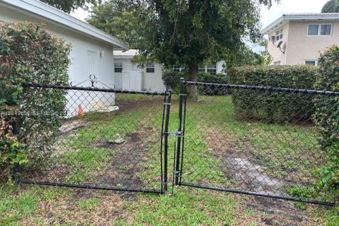 Touwnhouse à louer à Coral Gables, Floride: 3 chambres, 114.08 m2 № 2171751 - photo 19