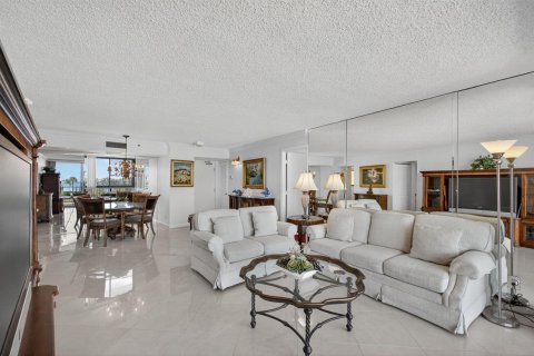 Condo in Jupiter, Florida, 2 bedrooms № 2169754 - photo 9