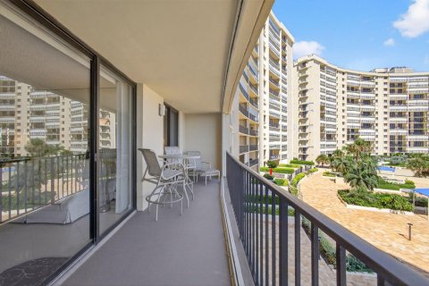 Condo in Jupiter, Florida, 2 bedrooms № 2169754 - photo 29
