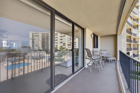 Condo in Jupiter, Florida, 2 bedrooms № 2169754 - photo 30
