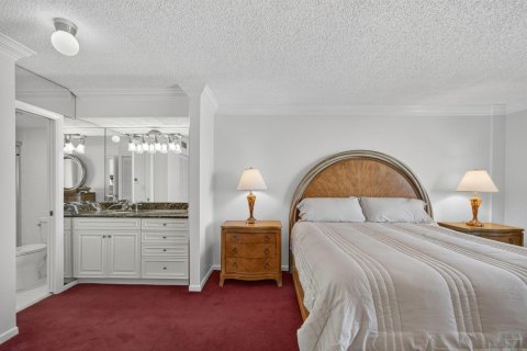 Condo in Jupiter, Florida, 2 bedrooms № 2169754 - photo 14