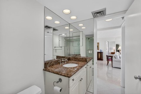 Condo in Jupiter, Florida, 2 bedrooms № 2169754 - photo 21