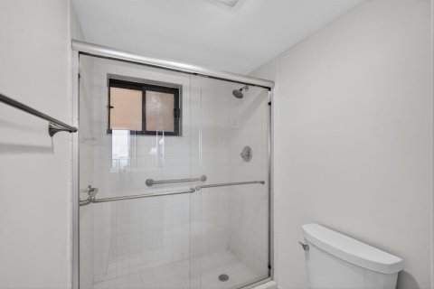 Condo in Jupiter, Florida, 2 bedrooms № 2169754 - photo 22