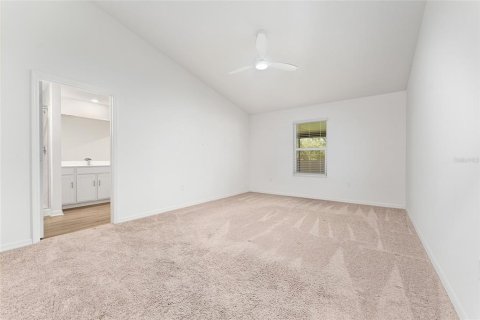 House in Ocala, Florida 3 bedrooms, 158.12 sq.m. № 1915872 - photo 30