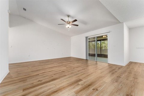 House in Ocala, Florida 3 bedrooms, 158.12 sq.m. № 1915872 - photo 13