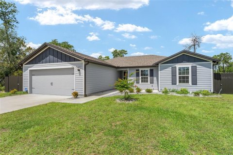 House in Ocala, Florida 3 bedrooms, 158.12 sq.m. № 1915872 - photo 4