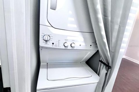 Купить кондоминиум в Нью-Порт-Ричи, Флорида 7 комнат, 95.22м2, № 2207808 - фото 7