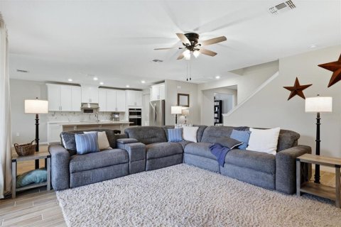 House in Parrish, Florida 5 bedrooms, 353.4 sq.m. № 2198111 - photo 9