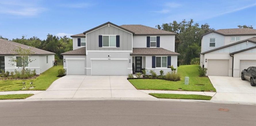 House in Parrish, Florida 5 bedrooms, 353.4 sq.m. № 2198111