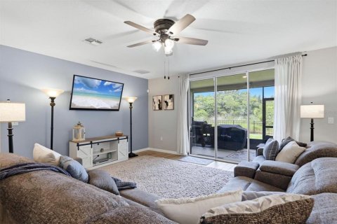 House in Parrish, Florida 5 bedrooms, 353.4 sq.m. № 2198111 - photo 7
