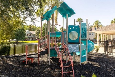 Condo in Orlando, Florida, 2 bedrooms № 2223402 - photo 21