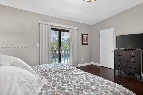 Touwnhouse à vendre à North Miami Beach, Floride: 3 chambres, 179.86 m2 № 2171010 - photo 28