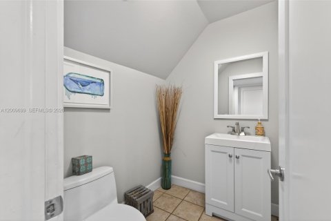 Touwnhouse à vendre à North Miami Beach, Floride: 3 chambres, 179.86 m2 № 2171010 - photo 17
