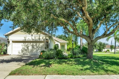 Casa en Bradenton, Florida 2 dormitorios, 120.12 m2 № 2372934
