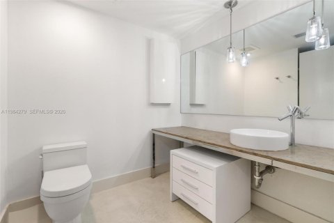 Снять в аренду кондоминиум в Майами, Флорида 1 спальня, 55.46м2, № 2047387 - фото 15