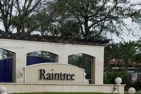 Adosado en alquiler en Pembroke Pines, Florida, 3 dormitorios, 183.48 m2 № 1993829 - foto 3