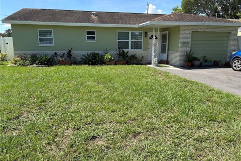 Villa ou maison à Clearwater, Floride 3 chambres, 111.67 m2 № 2337305