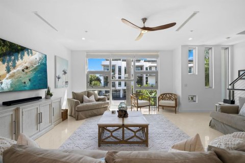 Townhouse in Pompano Beach, Florida 3 bedrooms, 263.38 sq.m. № 2083583 - photo 5