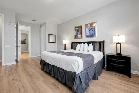 Condo in Orlando, Florida, 2 bedrooms  № 2219797 - photo 19