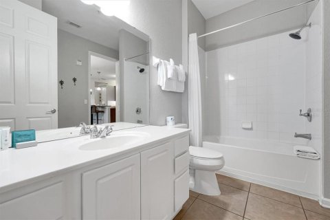 Condo in Orlando, Florida, 2 bedrooms  № 2219797 - photo 25