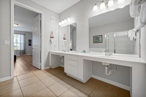 Condo in Orlando, Florida, 2 bedrooms  № 2219797 - photo 21