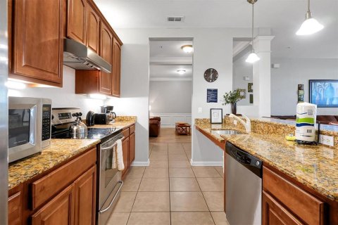 Condo in Orlando, Florida, 2 bedrooms  № 2219797 - photo 13